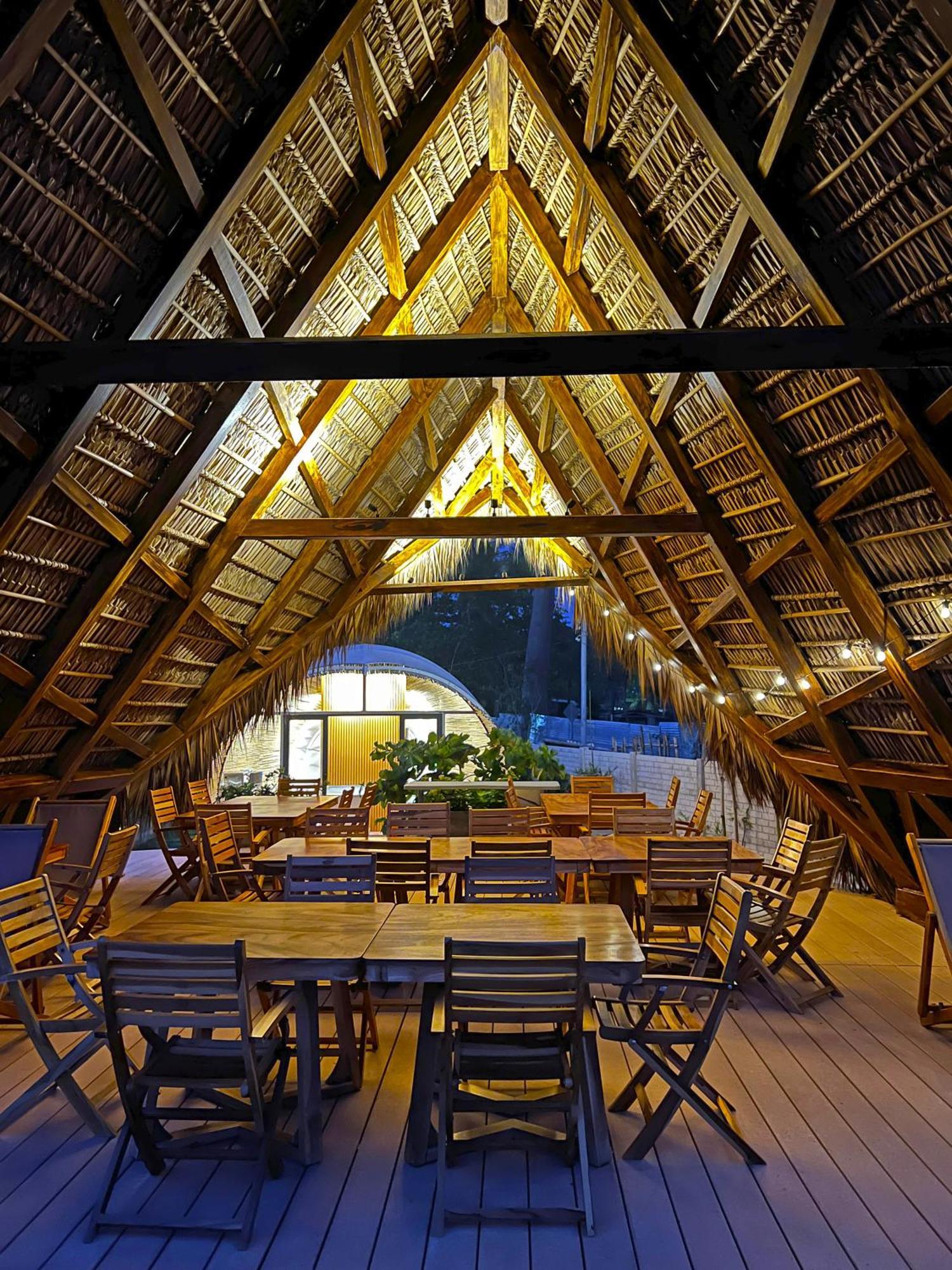 Almare Zonte - Beachfront Glamping Hotel El Zonte Exterior photo