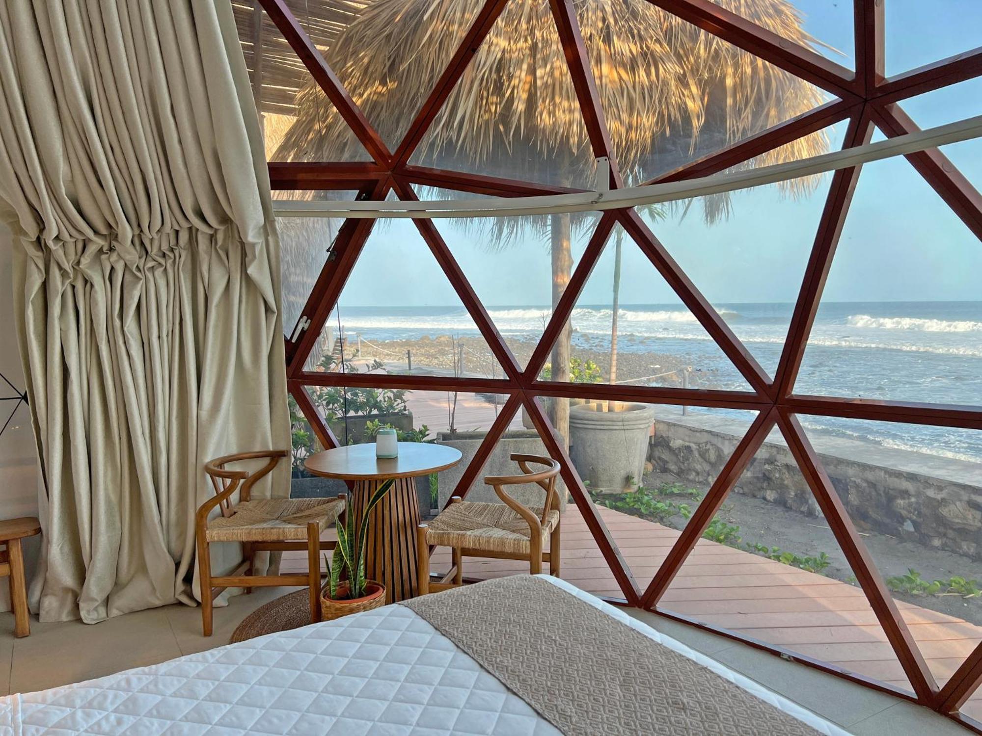 Almare Zonte - Beachfront Glamping Hotel El Zonte Exterior photo